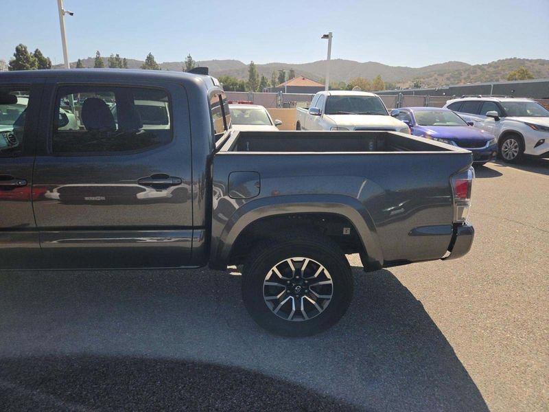 Used 2023 Toyota Tacoma TRD Sport w/ TRD Premium Sport Package AWD/4WD image 10
