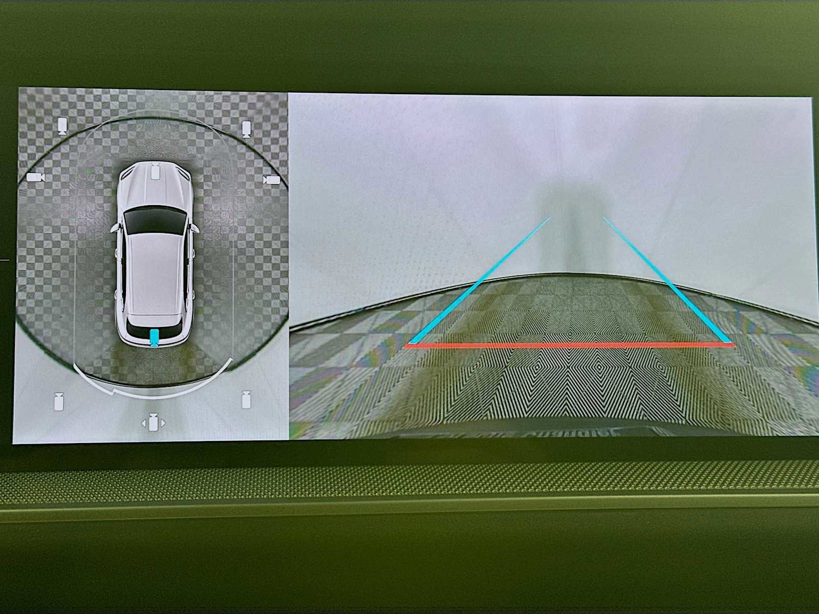 New 2026 Porsche Cayenne image 19