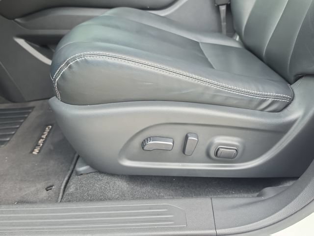 Certified 2020 Nissan Murano SV w/ Premium Package FWD image 20