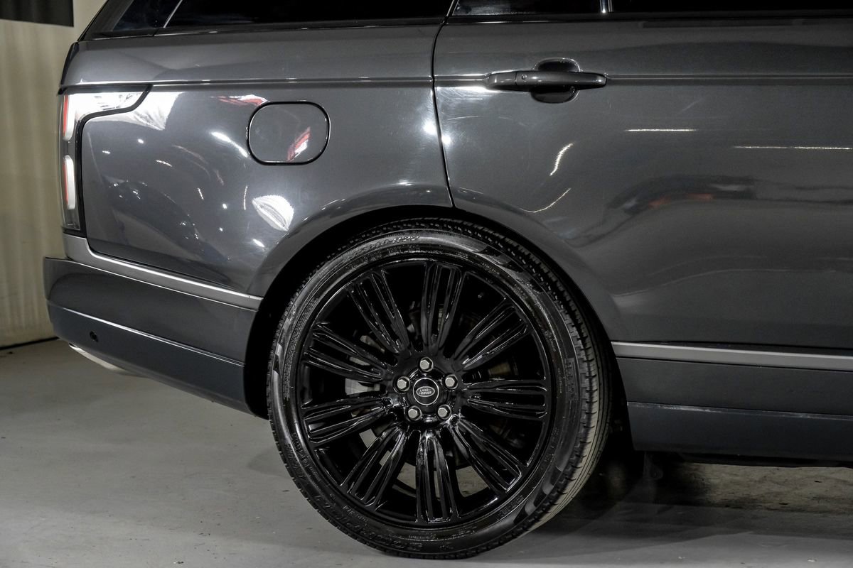 Used 2021 Land Rover Range Rover P525 Westminster Edition image 6