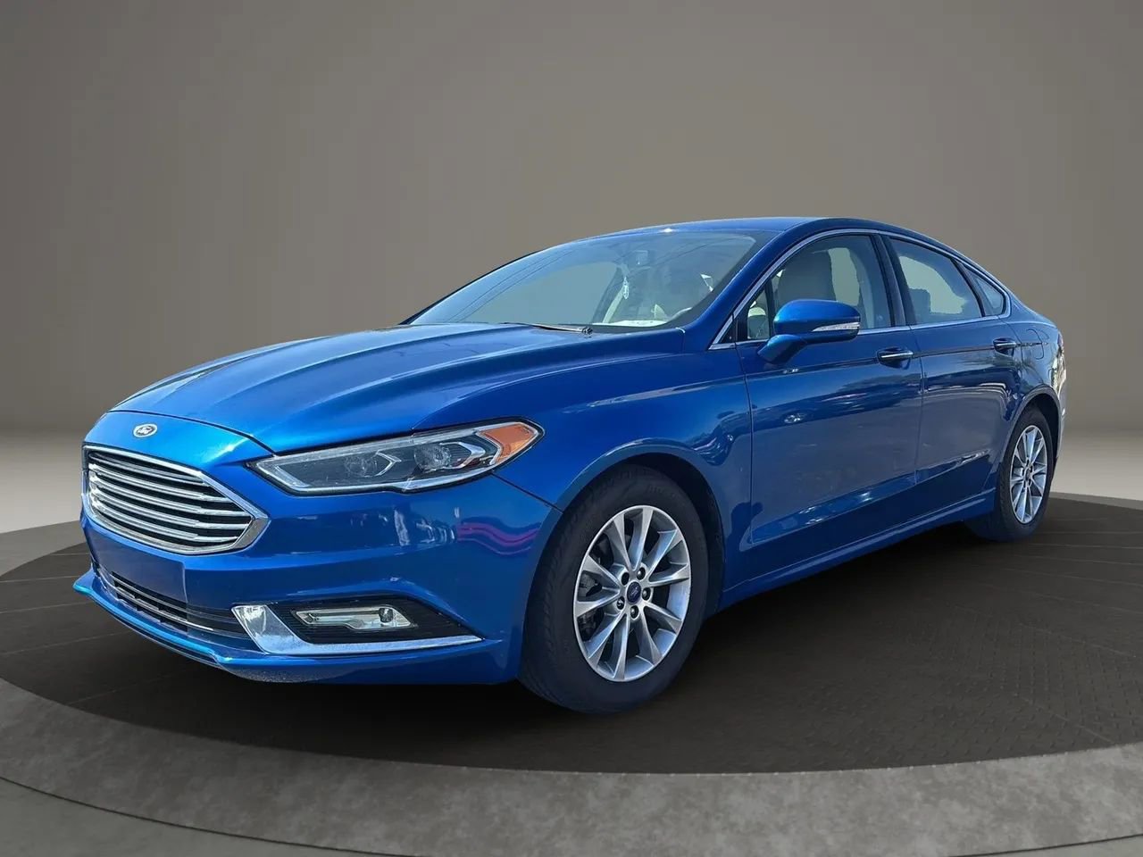 Used 2017 Ford Fusion SE w/ Fusion SE Technology Package image 26