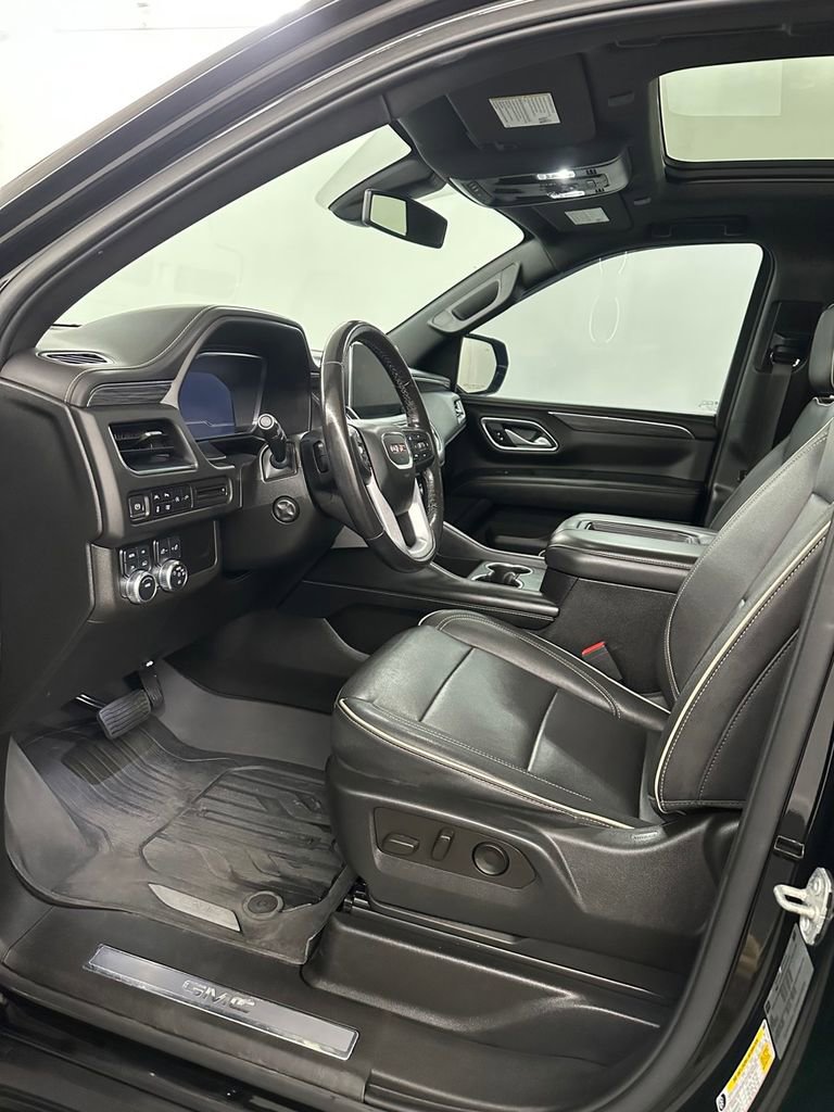 Used 2022 GMC Yukon SLT w/ SLT Premium Package AWD/4WD image 10