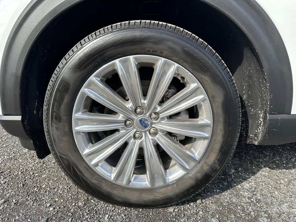 Used 2020 Ford Explorer Limited image 14