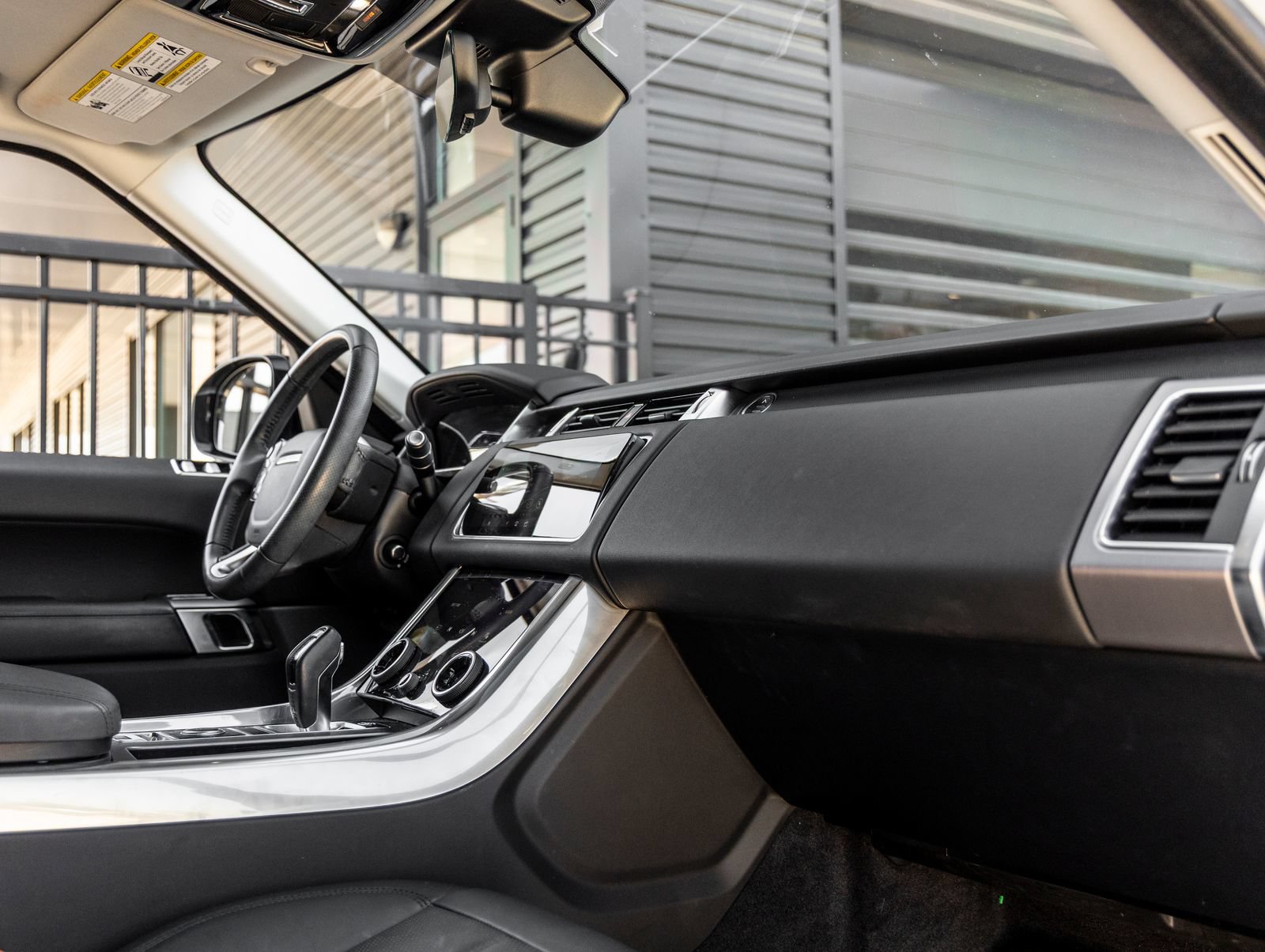 Used 2019 Land Rover Range Rover Sport HSE AWD/4WD image 42