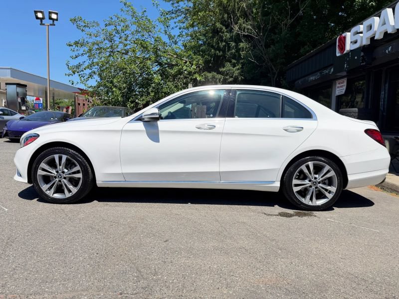 Used 2019 Mercedes-Benz C 300 4MATIC Sedan image 9