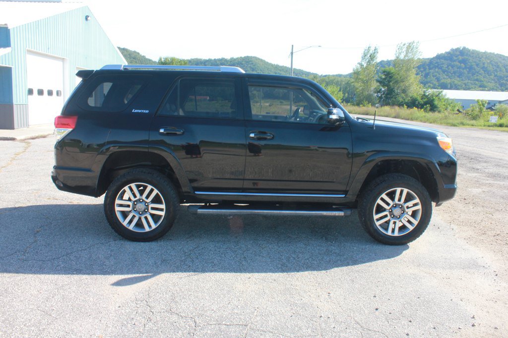 Used 2010 Toyota 4Runner Limited RWD image 4