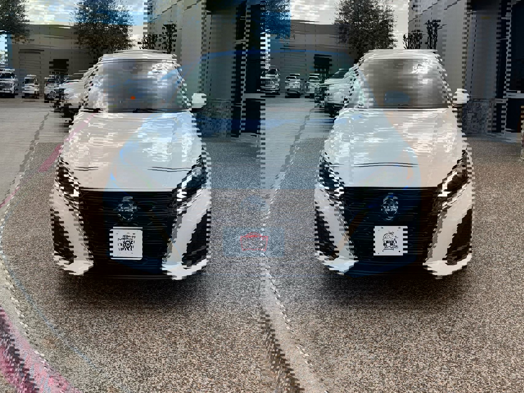 Used 2023 Nissan Altima 2.5 SL image 5