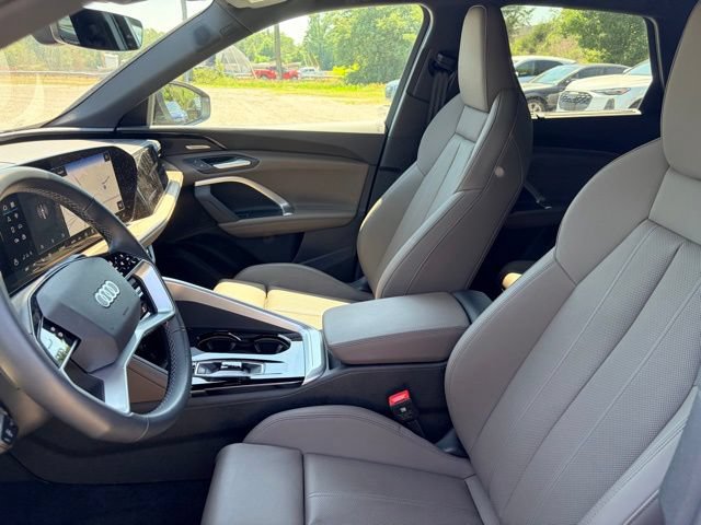 Certified 2025 Audi Q5 Premium w/ Premium Plus AWD/4WD image 7