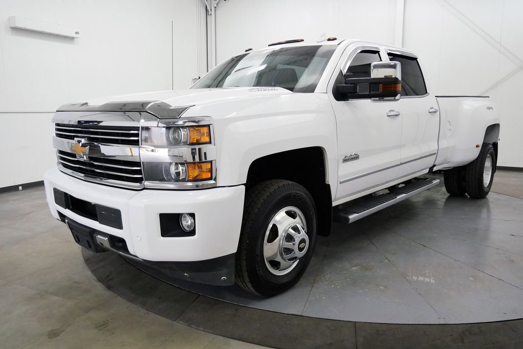 Used 2015 Chevrolet Silverado 3500 High Country w/ Duramax Plus Package image 3