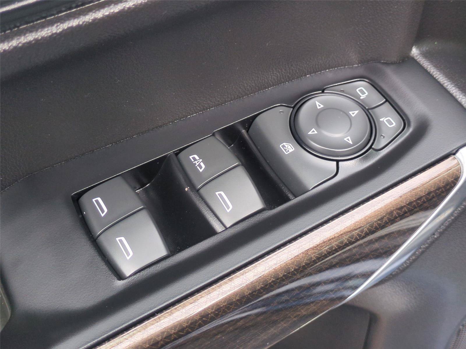 Used 2019 Chevrolet Silverado 1500 LT w/ All-Star Edition RWD image 13