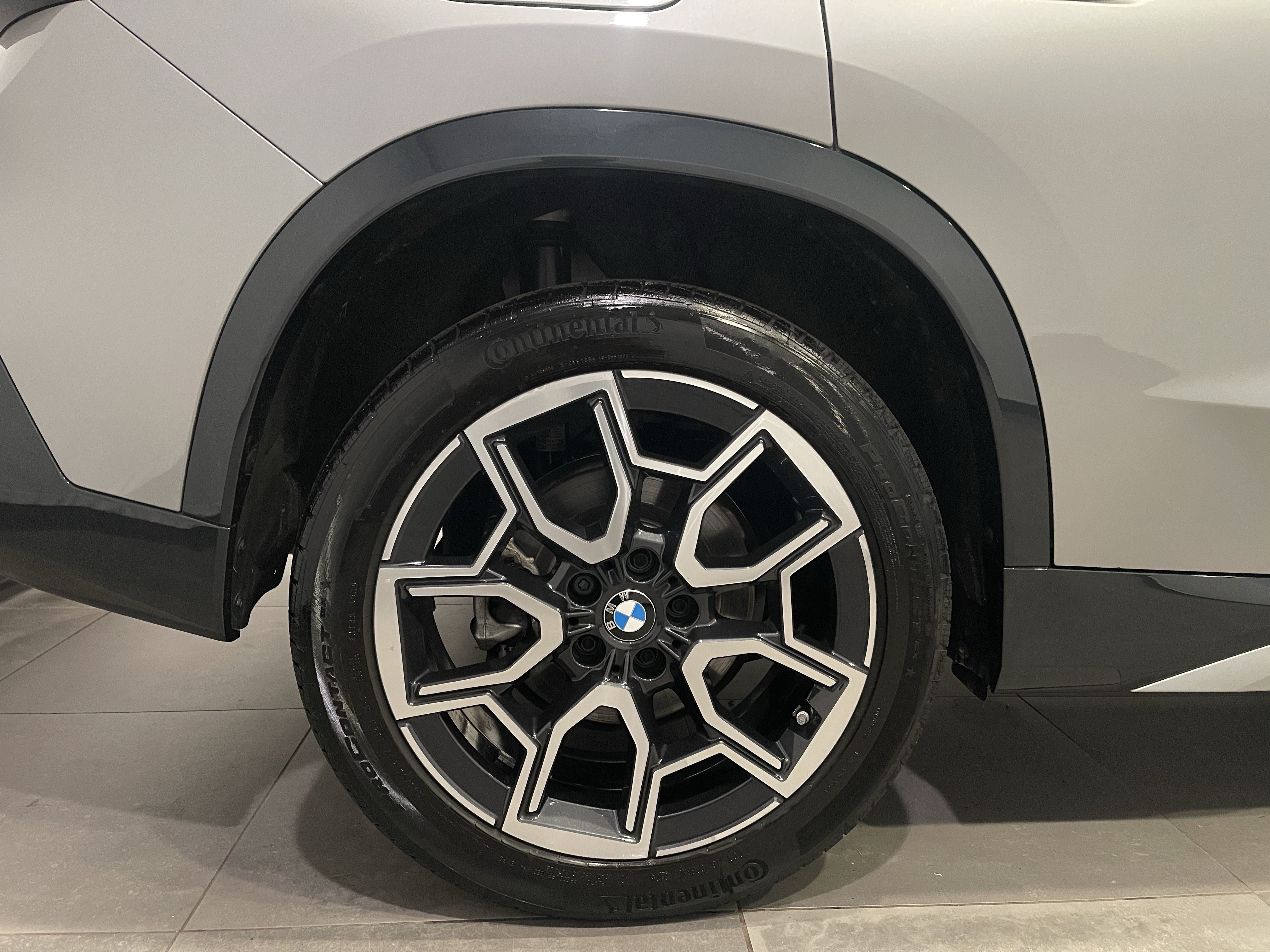 Used 2026 BMW X1 xDrive28i w/ Technology Package AWD/4WD image 9