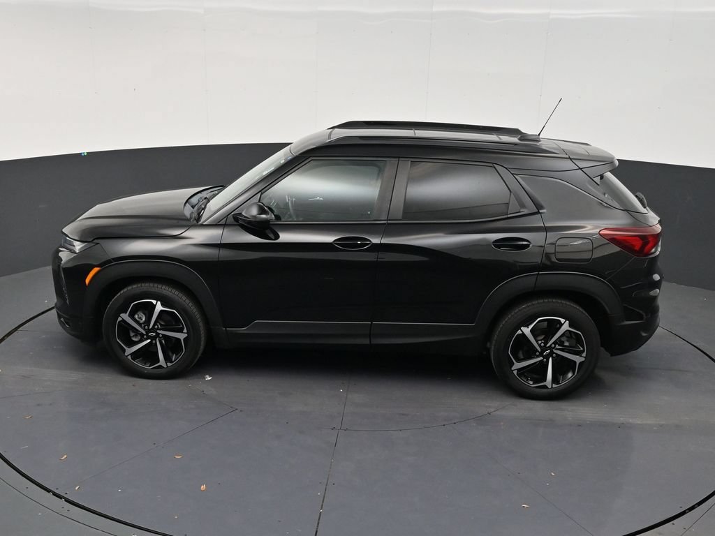 Used 2023 Chevrolet TrailBlazer RS w/ Sun and Liftgate Package FWD image 12