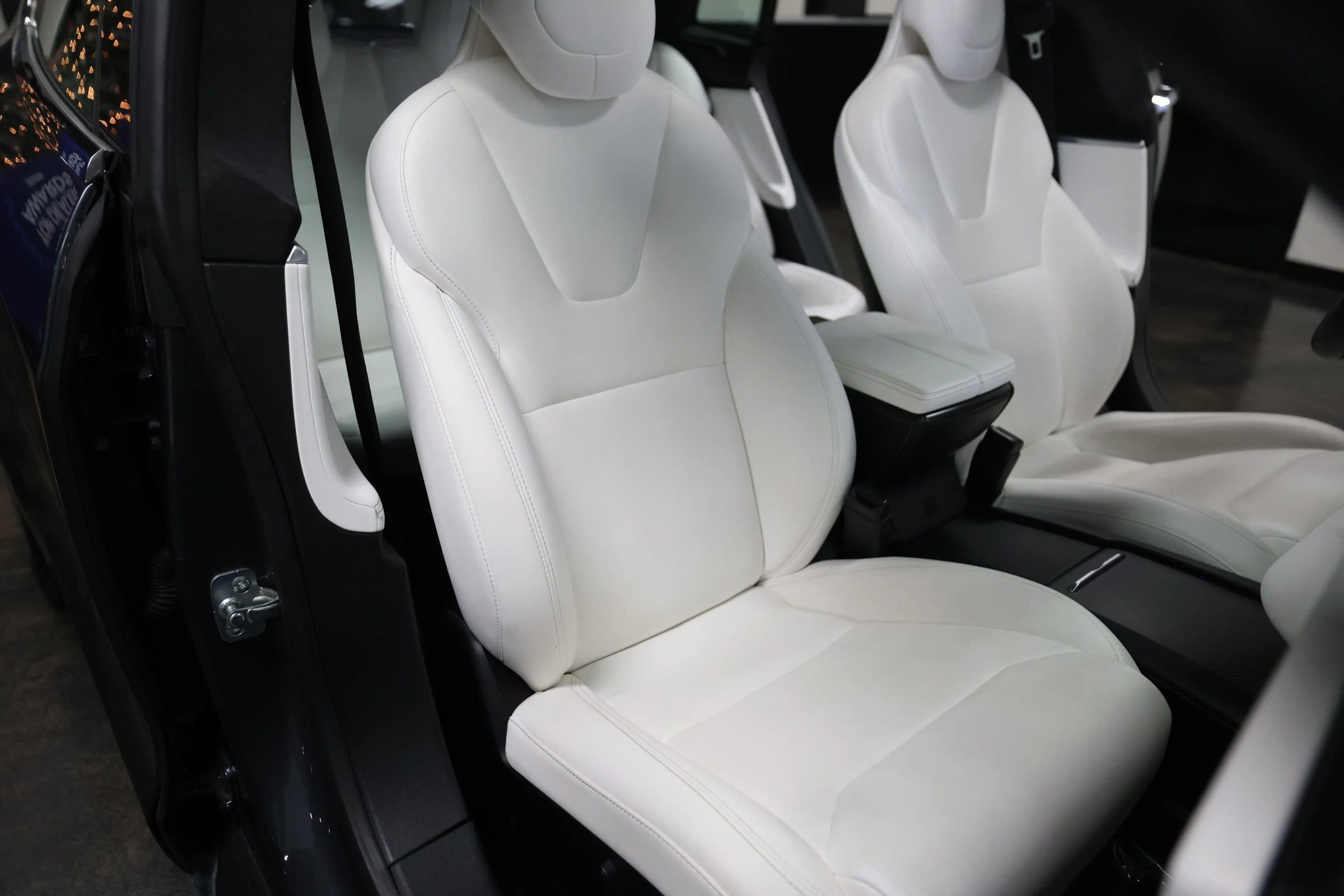 Used 2017 Tesla Model S 100D image 36