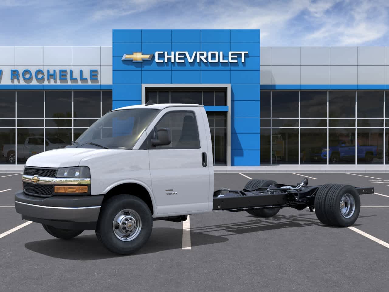 New 2025 Chevrolet Express 4500 Extended w/ Power Convenience Package RWD image 2