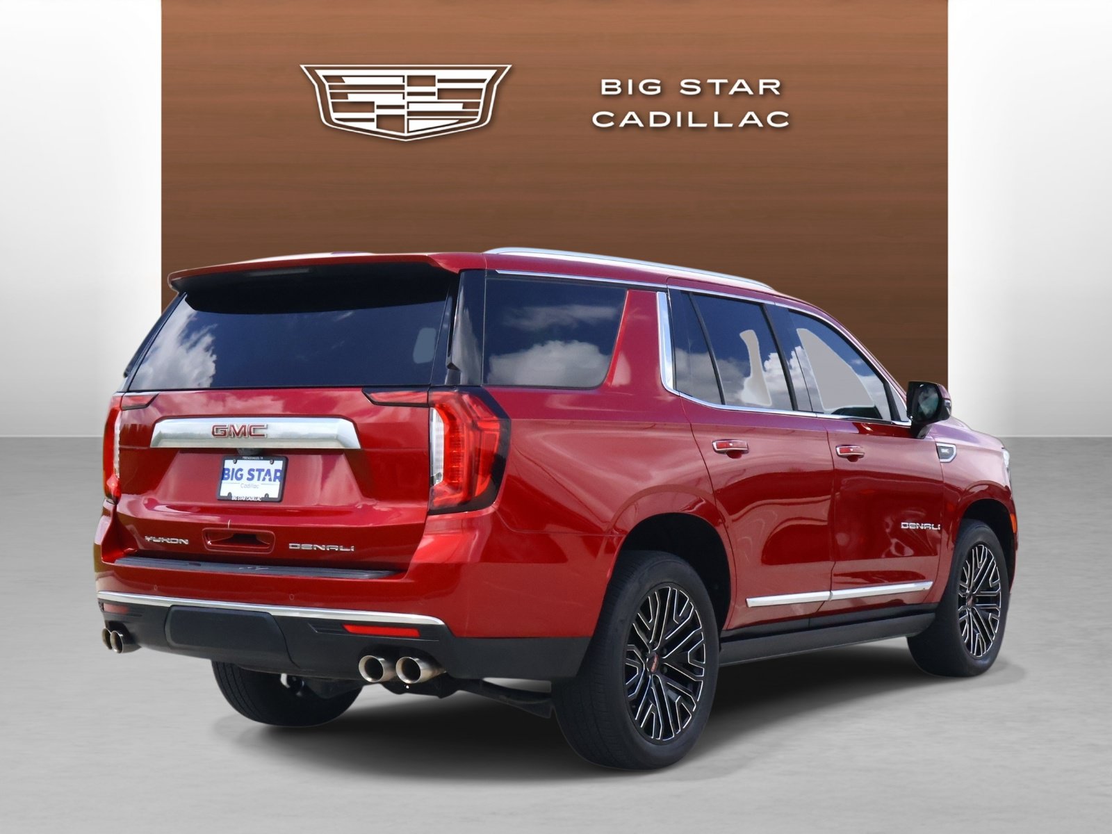 Used 2021 GMC Yukon Denali w/ Denali Premium Package RWD image 5