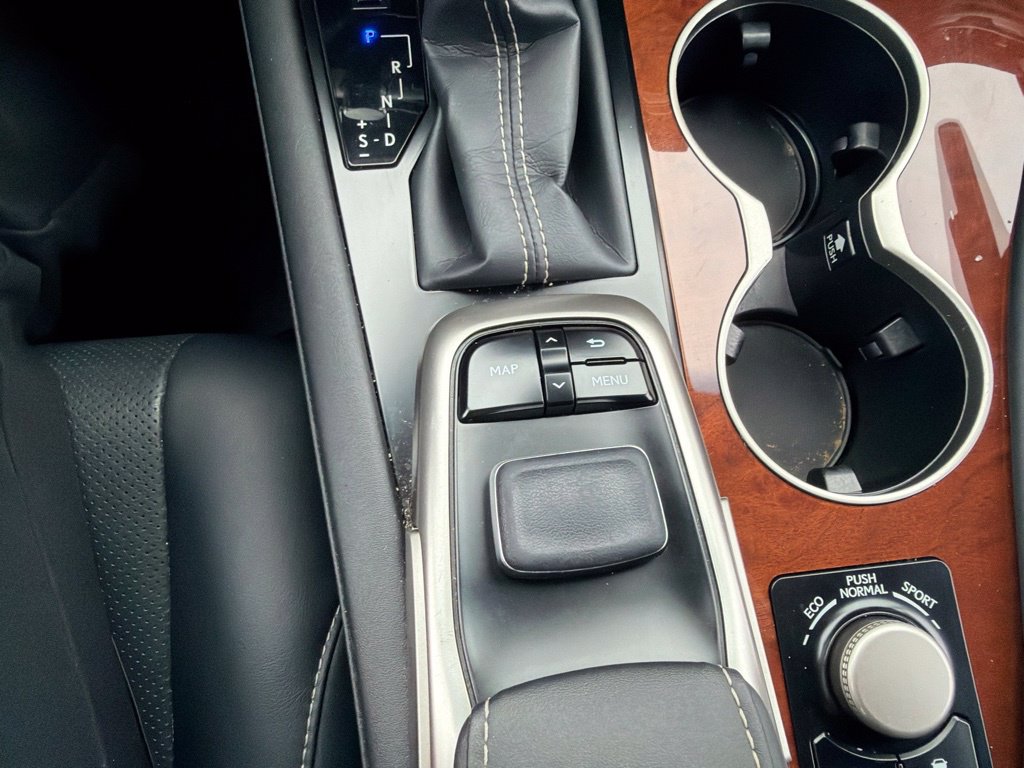 Used 2019 Lexus RX 350L AWD w/ Premium Package image 19