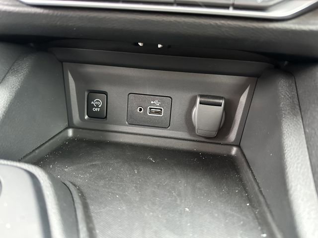 Used 2025 Nissan Sentra S FWD image 24