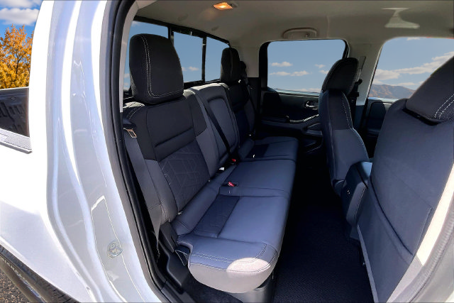 New 2026 Nissan Frontier SV AWD/4WD image 10
