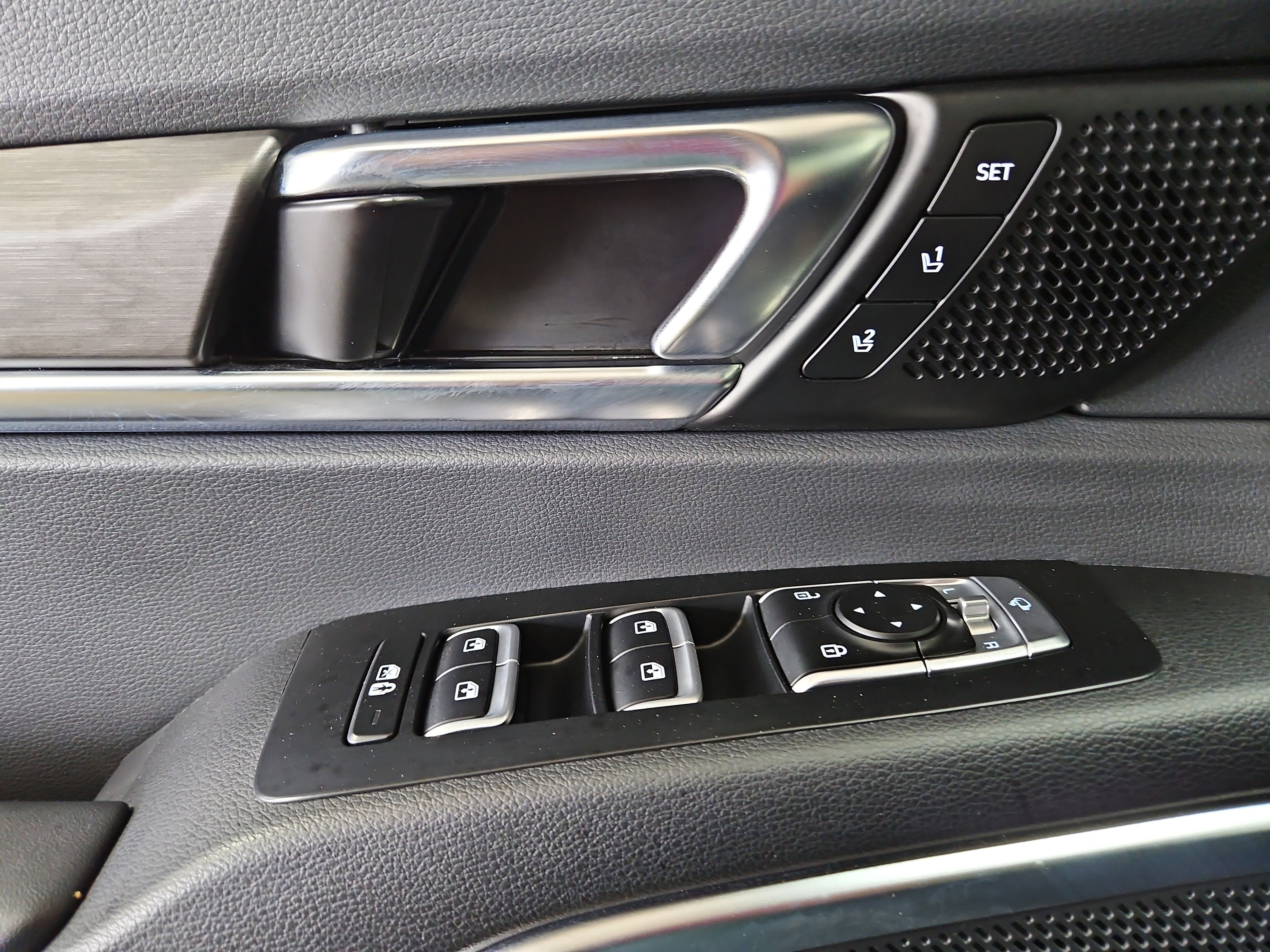 Used 2023 Kia Telluride SX Prestige X-Pro image 11