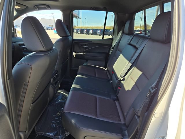 New 2026 Honda Ridgeline Black Edition image 6