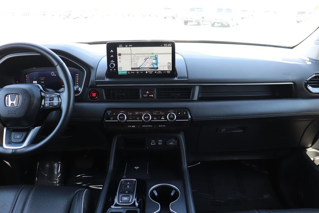 Used 2023 Honda Pilot Elite image 18