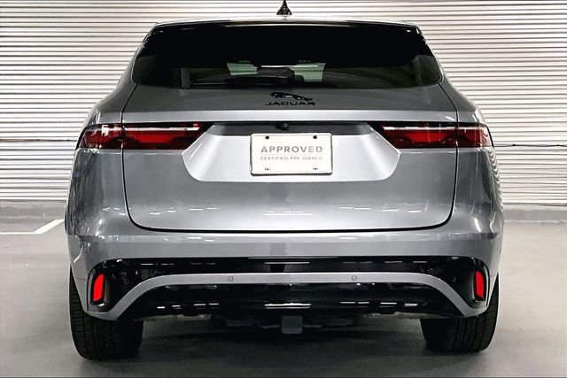 Certified 2025 Jaguar F-PACE R-Dynamic S image 3