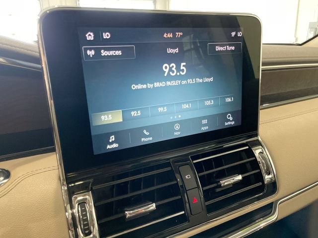 Used 2020 Lincoln Navigator L Reserve w/ Equipment Group 208A Reserve AWD/4WD image 19