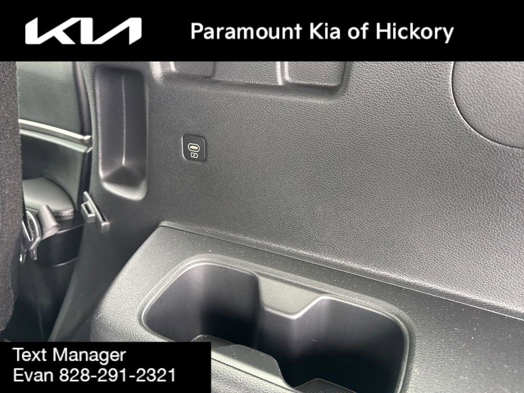 Used 2024 Kia Telluride S w/ S Sunroof Package image 15
