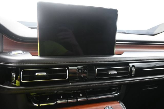 Used 2022 Lincoln Aviator Grand Touring w/ Elements Package Plus AWD/4WD image 20