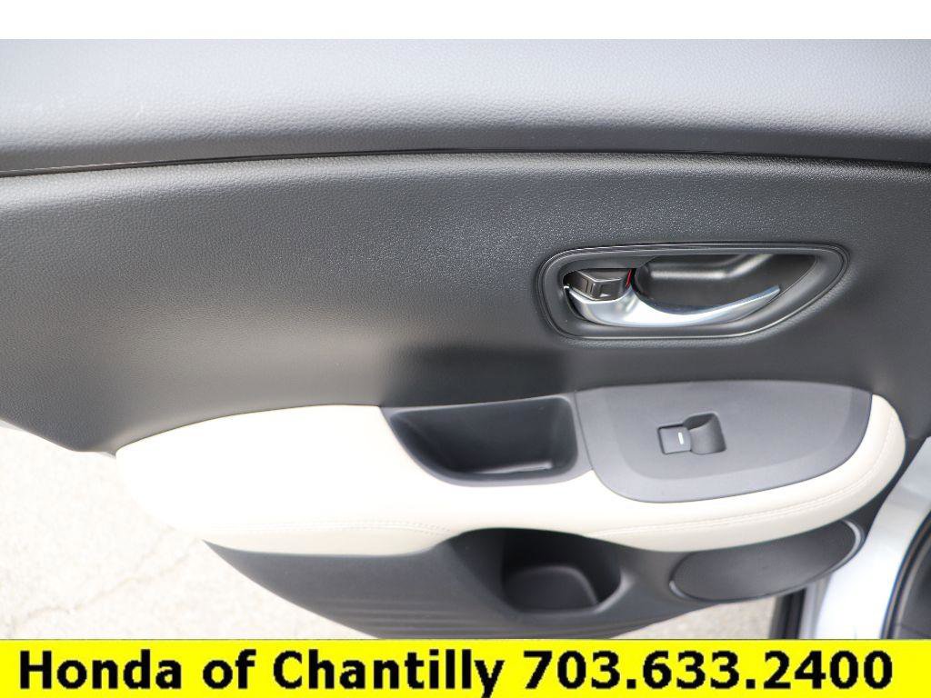 Certified 2026 Honda HR-V LX image 22
