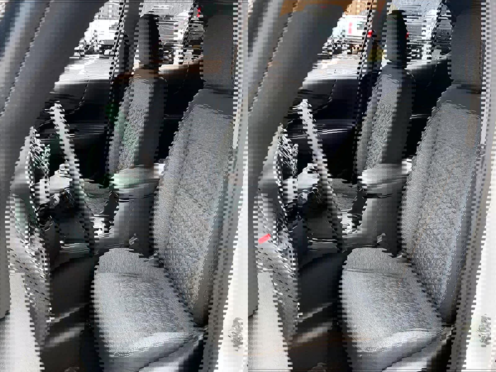 Used 2023 Chevrolet Equinox LT image 9