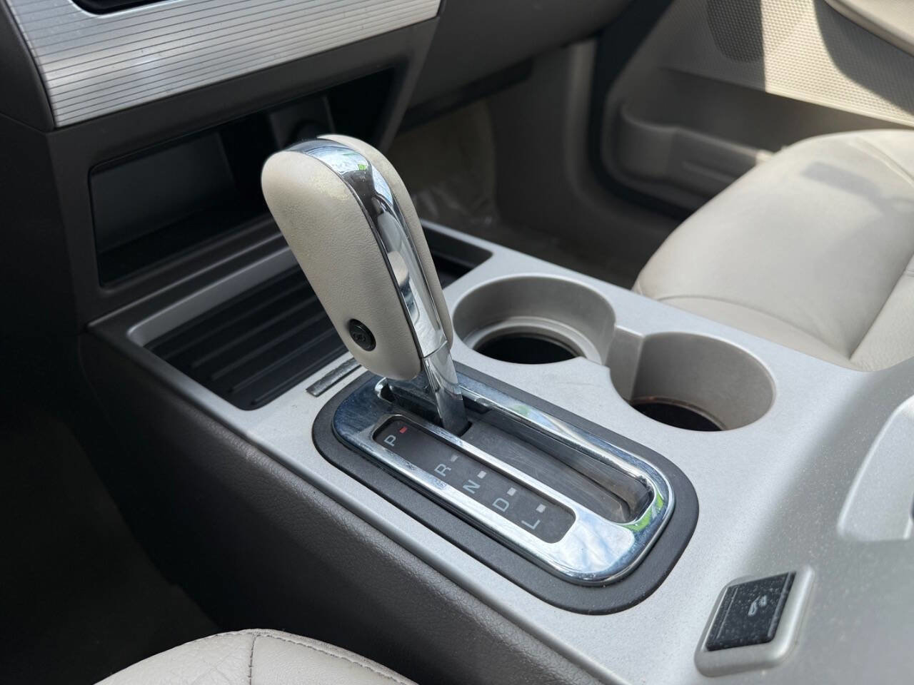 Used 2010 Ford Edge SEL AWD/4WD image 23