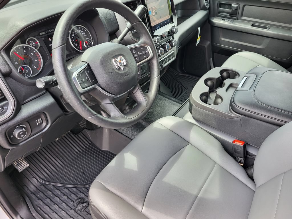 New 2026 RAM 2500 Tradesman AWD/4WD image 13