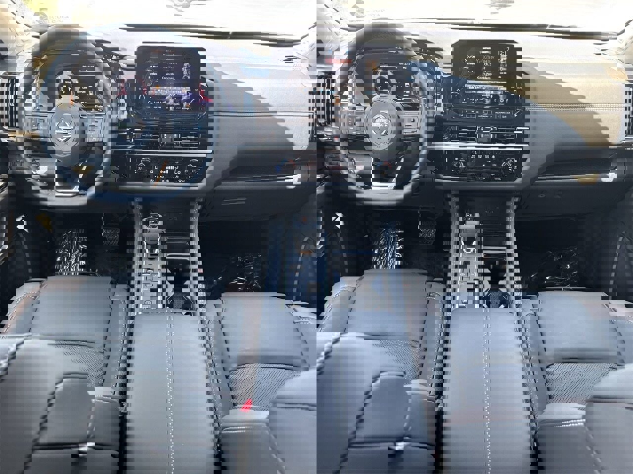 New 2025 Nissan Pathfinder Platinum w/ Black Appearance Package image 19