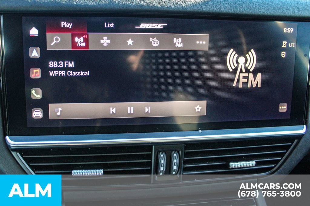 Used 2023 Porsche Cayenne Platinum Edition image 32