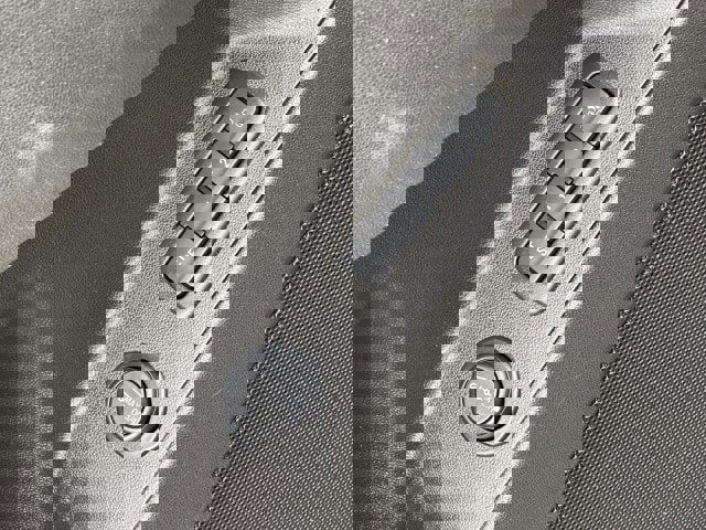 Used 2023 Chevrolet Equinox Premier image 19