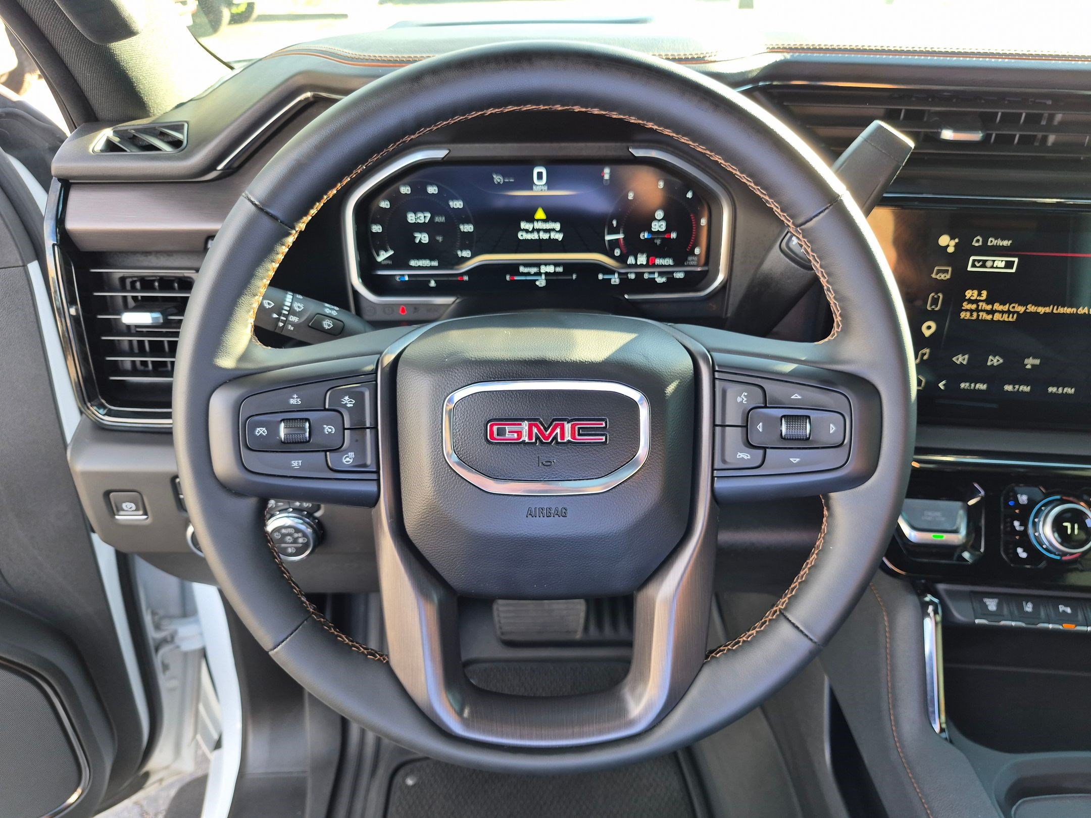 Used 2024 GMC Sierra 3500 AT4 w/ Technology Package AWD/4WD image 20