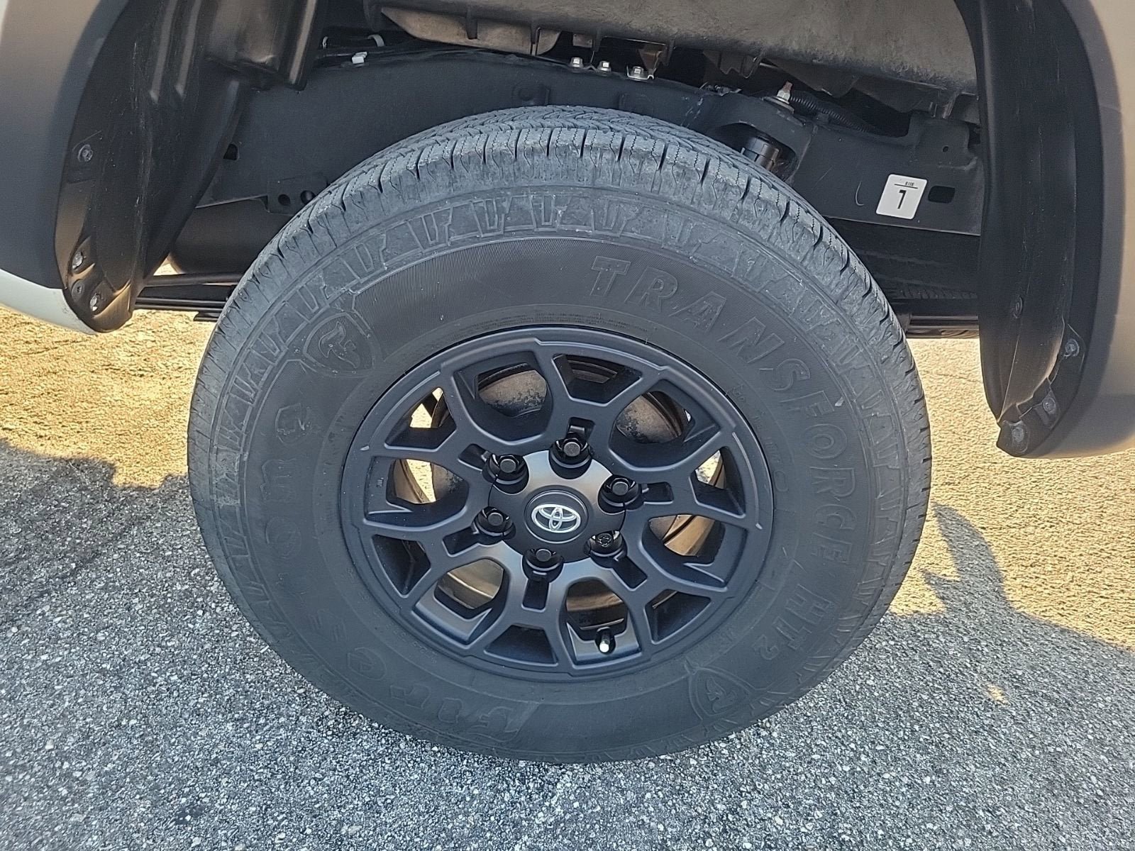 Used 2022 Toyota Tacoma SR w/ SX Package image 9