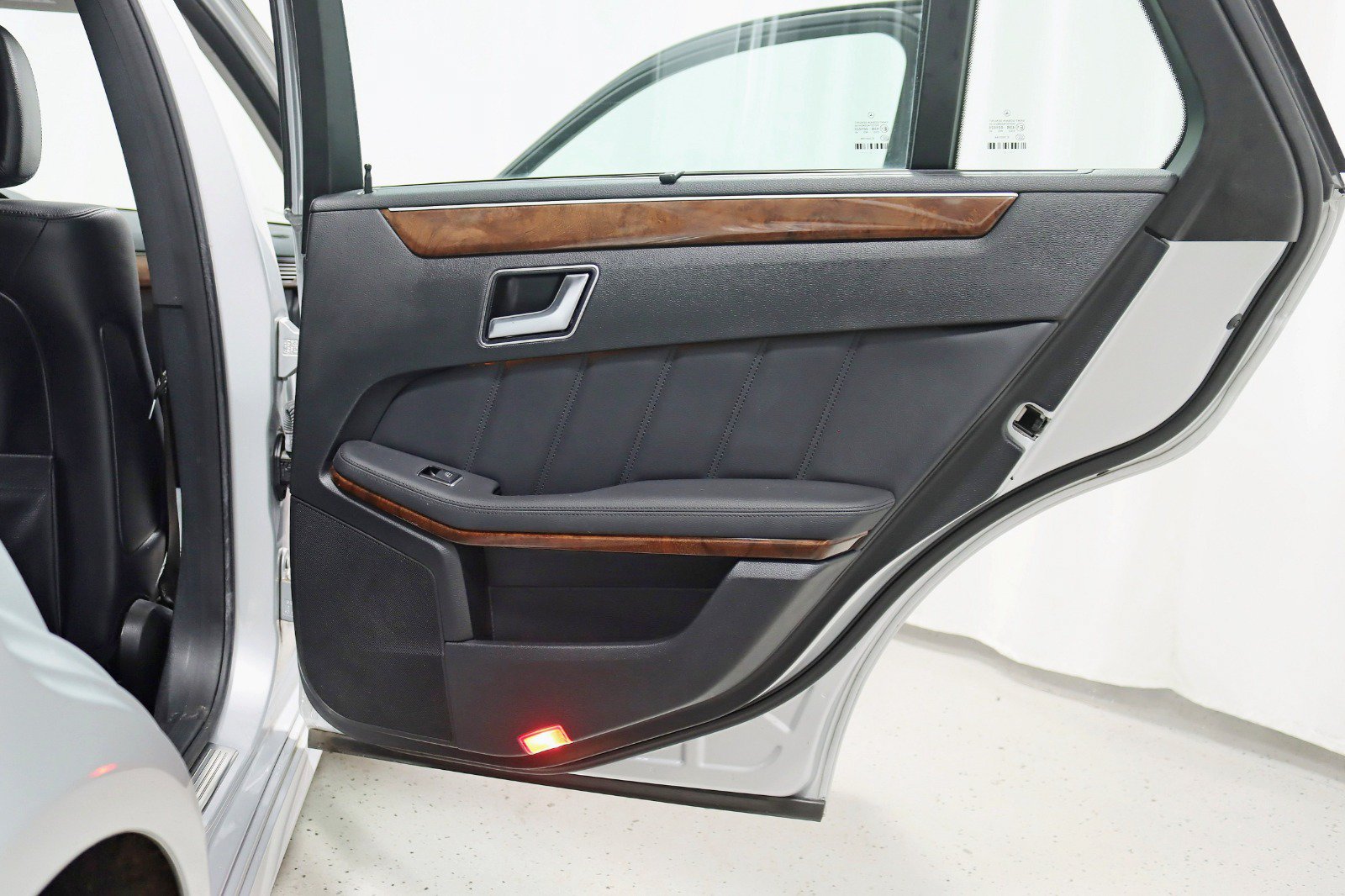 Used 2013 Mercedes-Benz E 350 4MATIC Wagon image 34