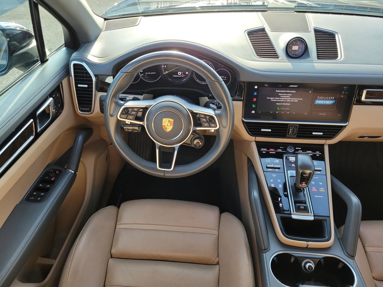 Used 2023 Porsche Cayenne Platinum Edition image 15