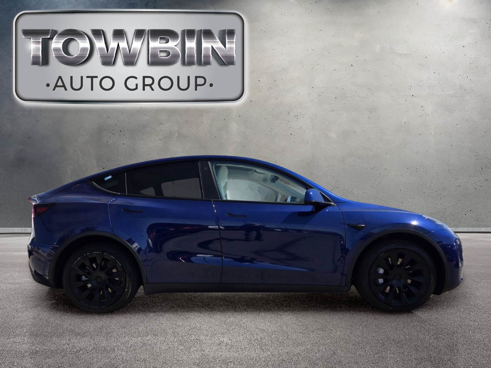 Used 2021 Tesla Model Y Long Range AWD/4WD image 3