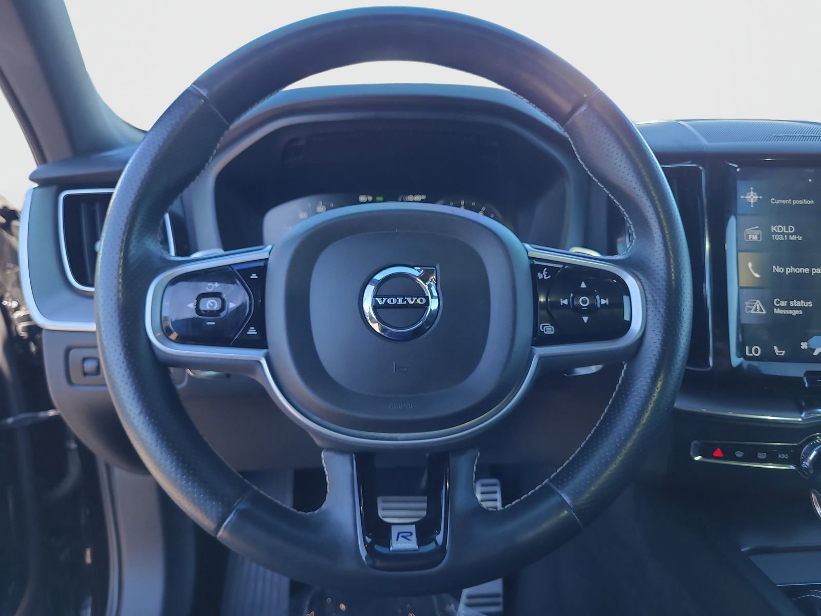 Used 2019 Volvo XC60 T5 R-Design w/ Protection Package Premier image 24