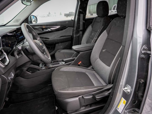 Used 2025 Chevrolet TrailBlazer LT image 20