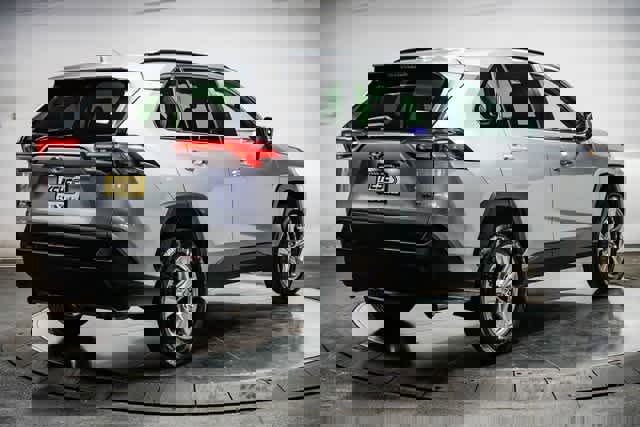 Certified 2023 Toyota RAV4 XLE image 5