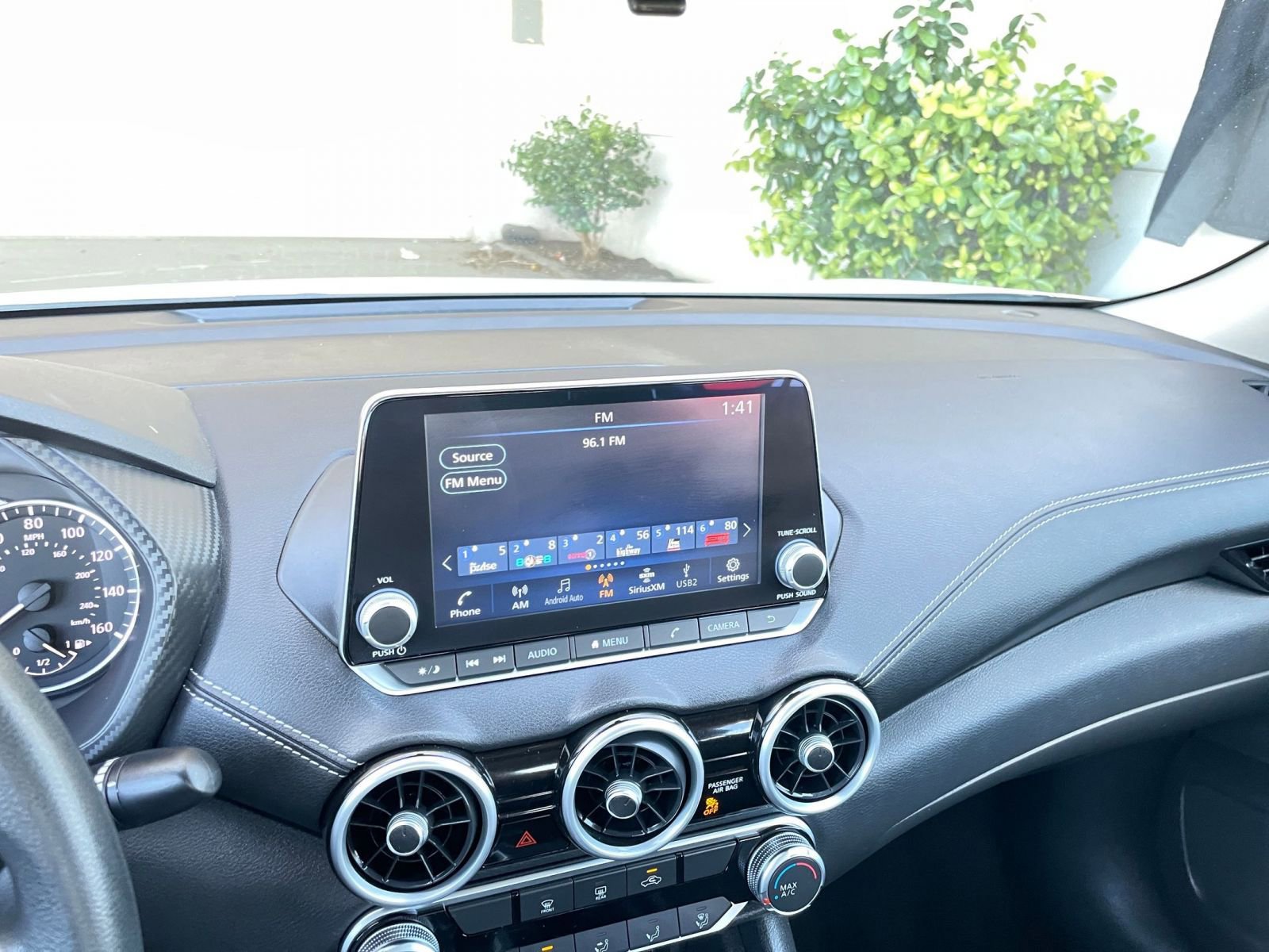 Used 2025 Nissan Sentra SV image 20