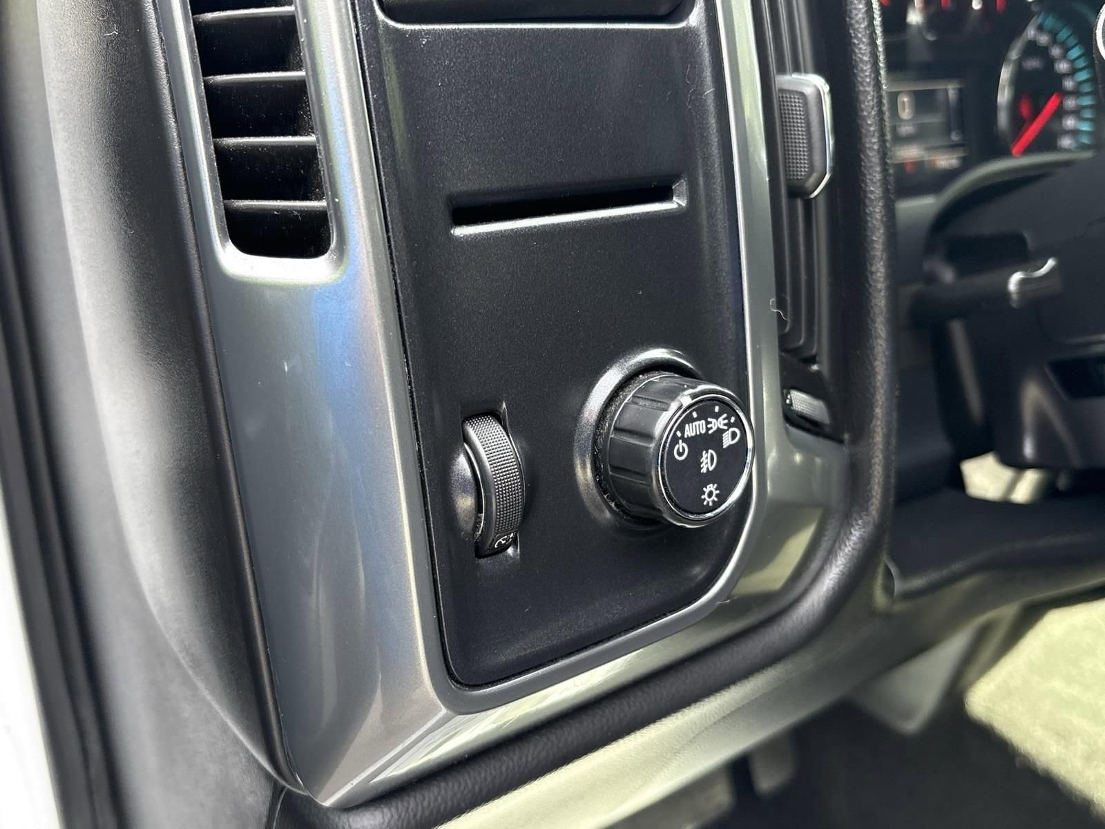 Used 2016 Chevrolet Silverado 1500 LT w/ All Star Edition image 18