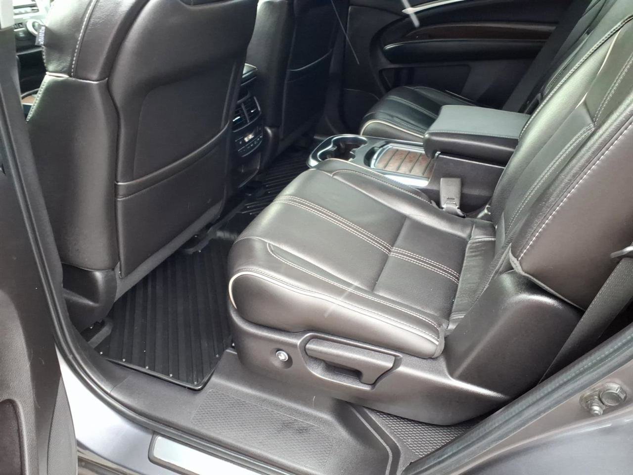 Used 2020 Acura MDX SH-AWD w/ Advance Package image 6