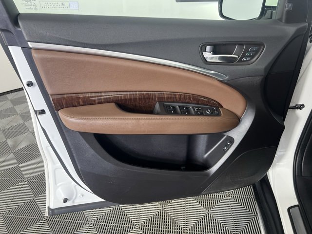 Used 2018 Acura MDX FWD w/ Technology Package image 13