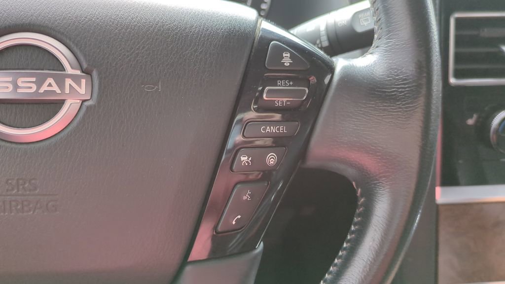 Used 2021 Nissan Armada SL image 24