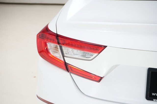 Used 2019 Honda Accord EX image 22